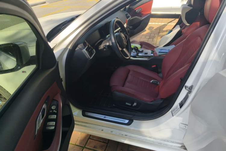 Used BMW 3 Series 2021 Facelifted 320Li M Sport Package Driver Seat