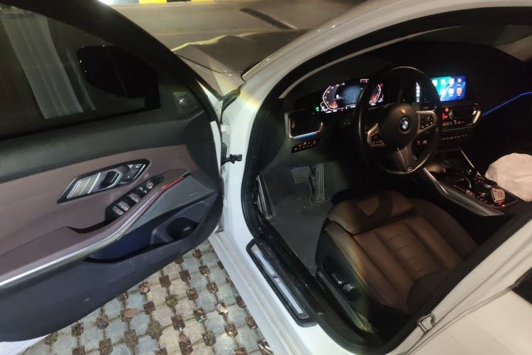 Used BMW 3 Series 2021 Restyled 325i M Sport Night Edition Package Driver Seat