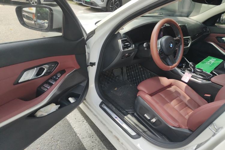 Used BMW 3 Series 2021 320Li M Sport Package Driver Seat