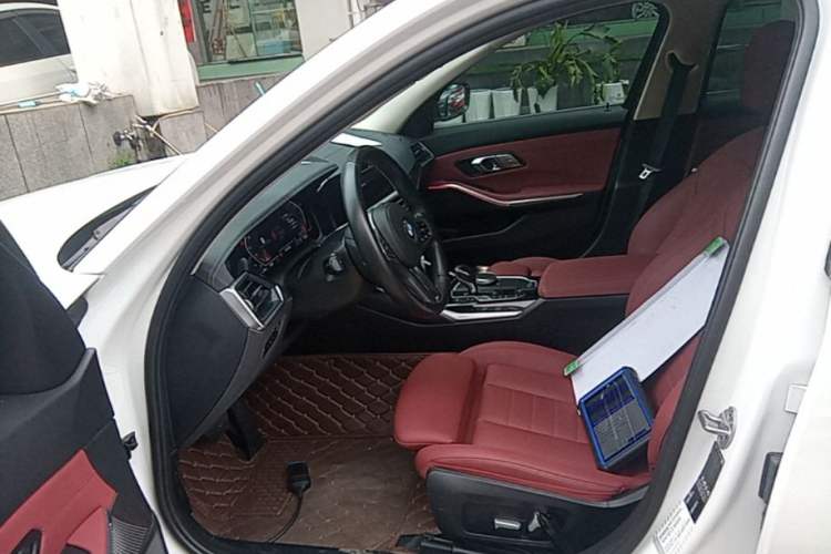 Used BMW 3 Series 2021 Facelifted 320Li M Sport Package Driver Seat