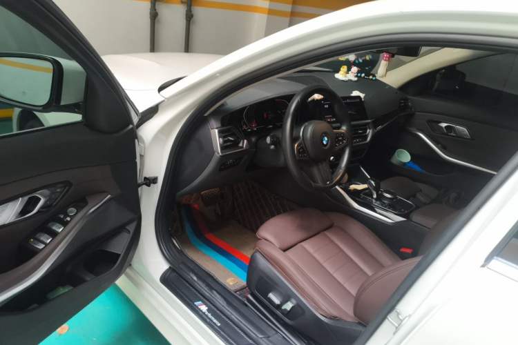 Used BMW 3 Series 2021 Facelifted 320Li M Sport Package Driver Seat