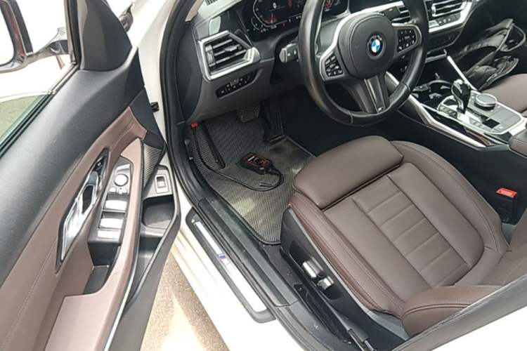 Used BMW 3 Series 2021 Facelifted 320Li M Sport Package Driver Seat