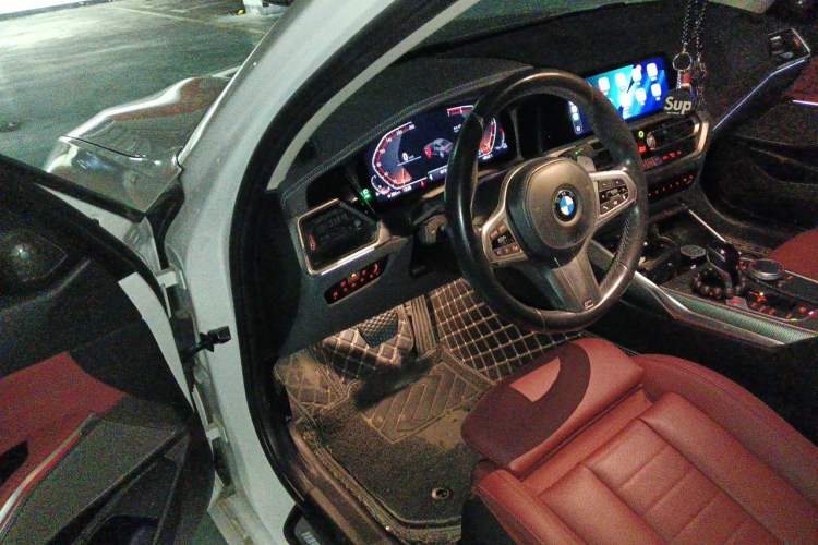 Used BMW 3 Series 2021 Restyled 325i M Sport Night Edition Package Driver Seat