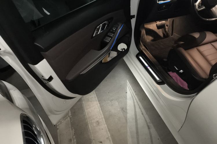 Used BMW 3 Series 2021 Restyled 325Li M Sport Package Driver Seat