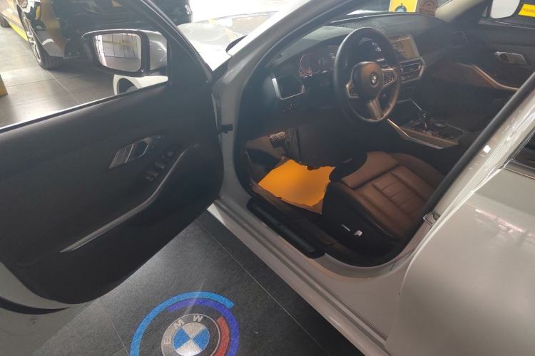 Used BMW 3 Series 2021 320Li M Sport Package Driver Seat