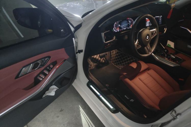 Used BMW 3 Series 2021 Second Facelift 325i M Sport Night Edition Package Driver Seat