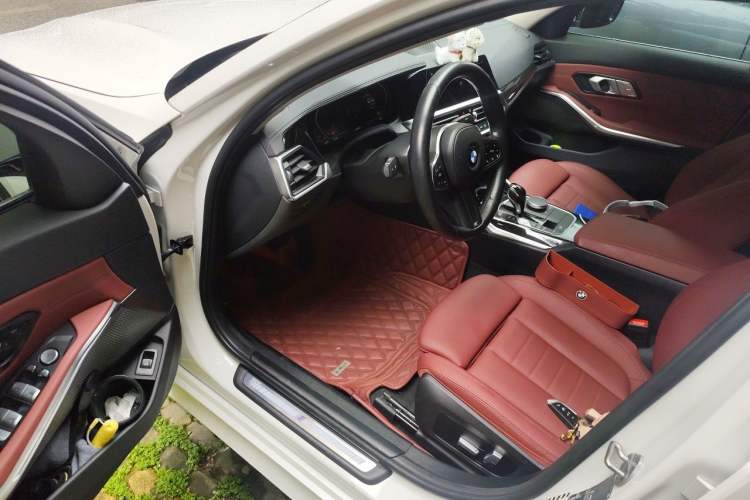 Used BMW 3 Series 2021 Restyled 325Li M Sport Package Driver Seat