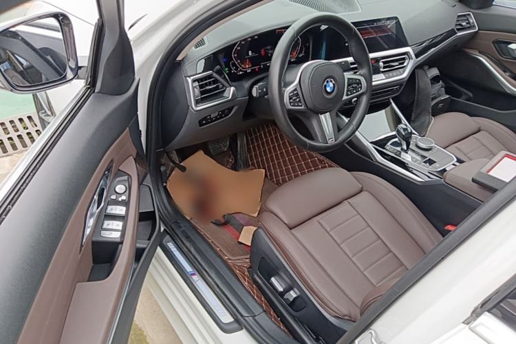 Used BMW 3 Series 2021 Facelifted 320Li M Sport Package Driver Seat
