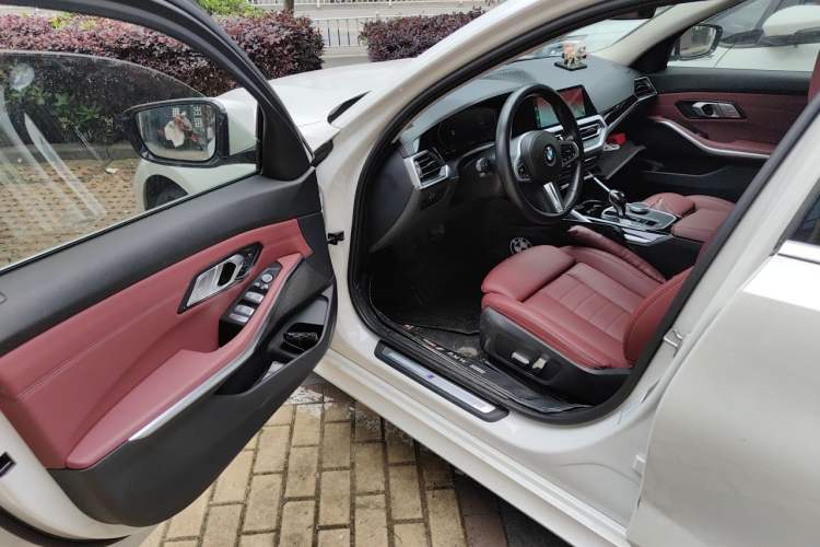 Used BMW 3 Series 2021 Facelifted 320Li M Sport Package Driver Seat