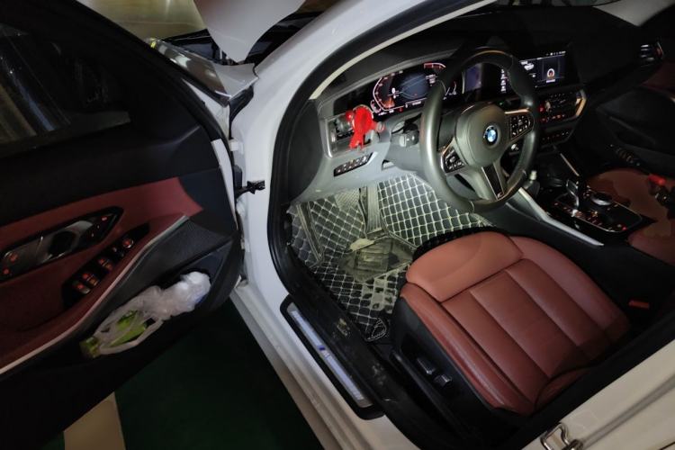 Used BMW 3 Series 2021 320Li M Sport Package Driver Seat