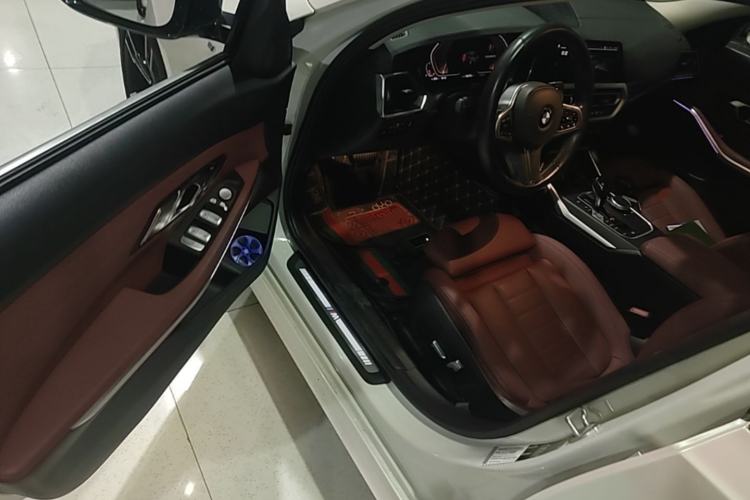Used BMW 3 Series 2021 325i M Sport Package Driver Seat