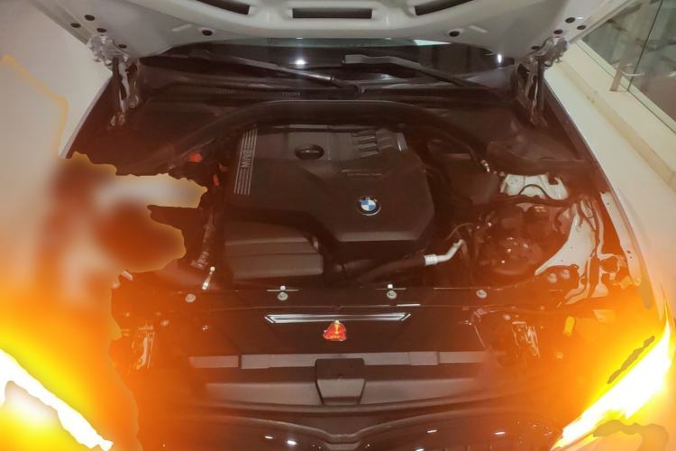 Used BMW 3 Series 2021 325i M Sport Night Edition package Engine Bay