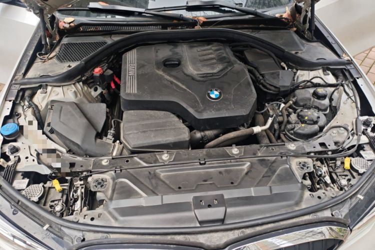 Used BMW 3 Series 2021 320i Sport Package Engine Bay
