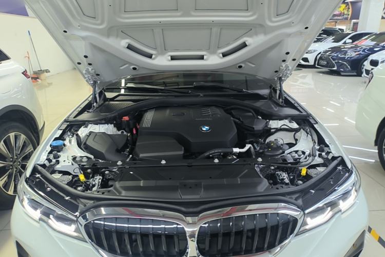 Used BMW 3 Series 2021 Second Facelift 325Li M Sport Package Engine Bay