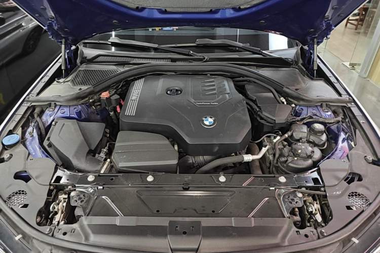 Used BMW 3 Series 2021 320Li M Sport Package Engine Bay