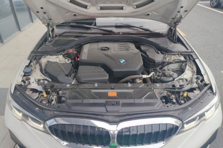 Used BMW 3 Series 2021 Second Facelift 320Li M Sport Package Engine Bay
