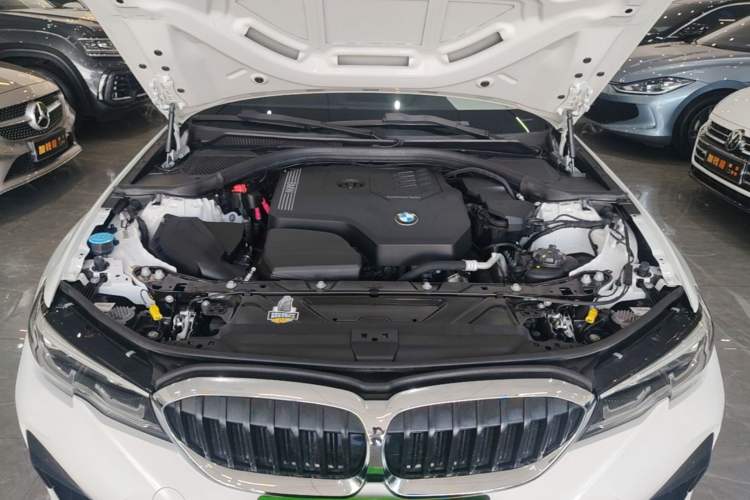 Used BMW 3 Series 2021 Second Facelift 320Li M Sport Package Engine Bay
