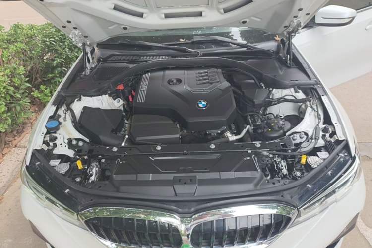 Used BMW 3 Series 2021 Facelifted 320Li M Sport Package Engine Bay