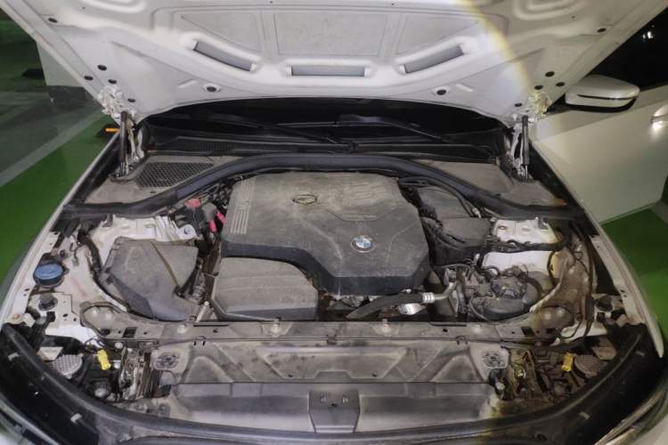 Used BMW 3 Series 2021 Restyled 325i M Sport Package Engine Bay