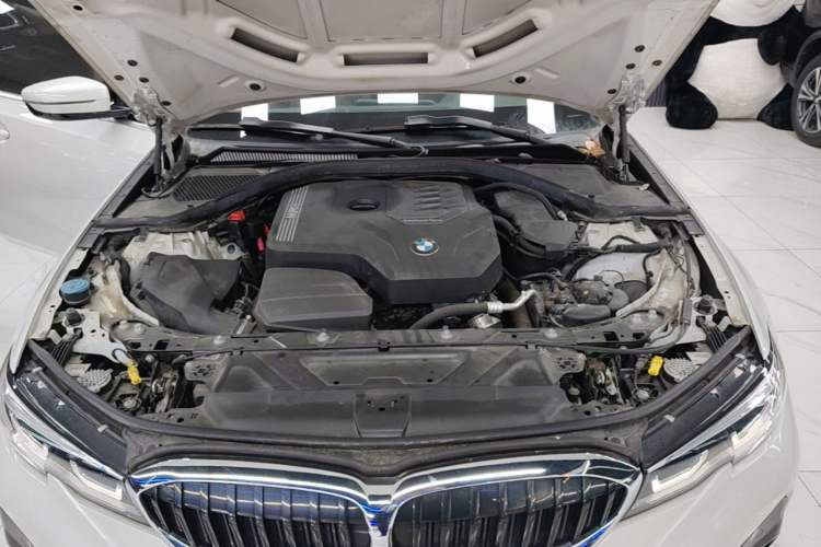 Used BMW 3 Series 2021 Second Facelift 325Li M Sport Package Engine Bay