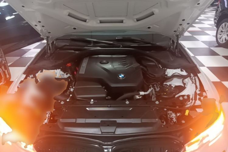 Used BMW 3 Series 2021 Second Facelift 320Li M Sport Package Engine Bay