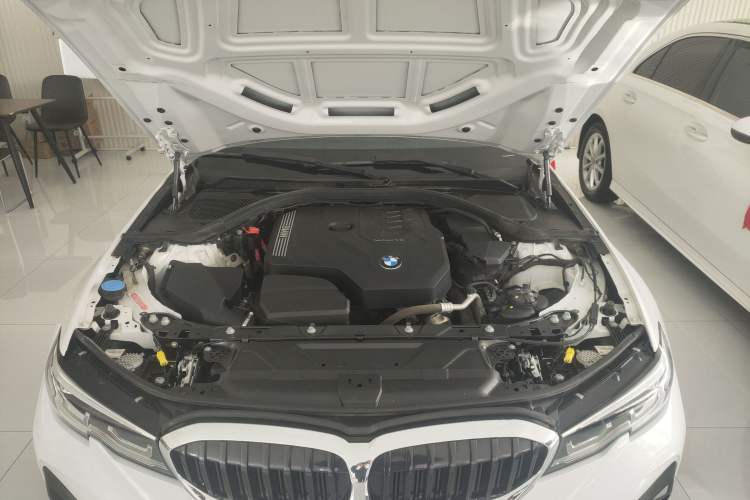 Used BMW 3 Series 2021 Facelifted 320Li M Sport Package Engine Bay