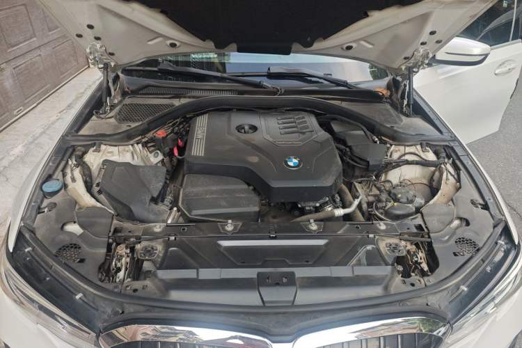Used BMW 3 Series 2021 Facelifted 320Li M Sport Package Engine Bay