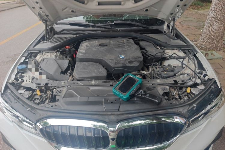 Used BMW 3 Series 2021 Restyled 325Li M Sport Package Engine Bay