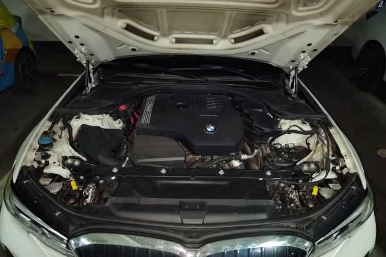 Used BMW 3 Series 2021 Restyled 325i M Sport Package Engine Bay