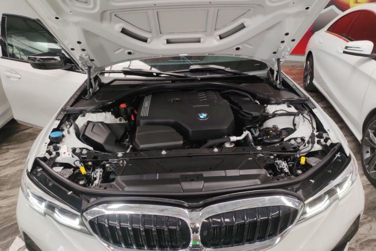 Used BMW 3 Series 2021 Restyled 325Li M Sport Package Engine Bay