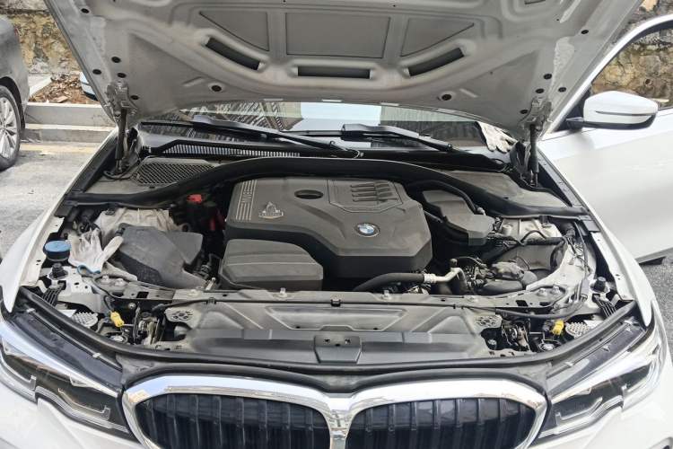 Used BMW 3 Series 2021 Second Facelift 325i M Sport Package Engine Bay