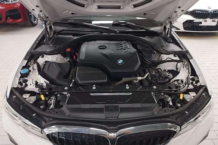 Used BMW 3 Series 2021 Second Facelift 325Li M Sport Package Engine Bay