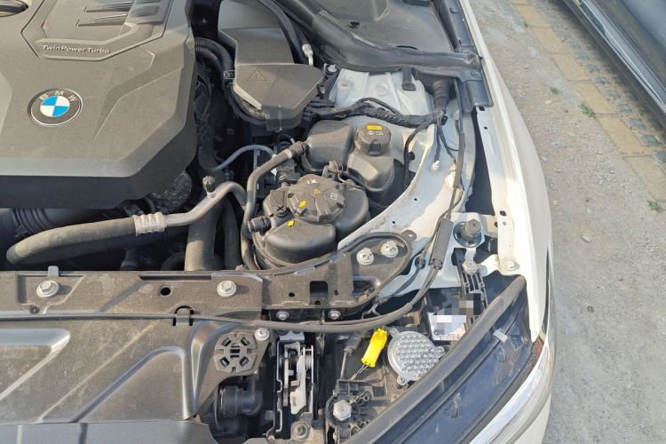 Used BMW 3 Series 2021 320Li M Sport Package Engine Bay Left
