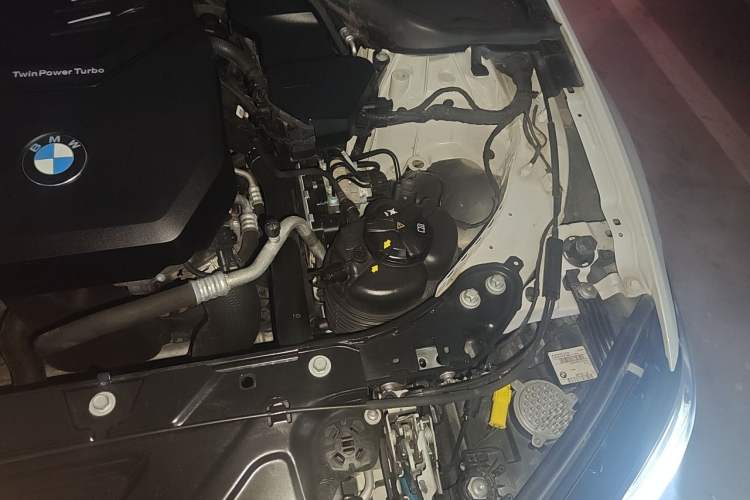 Used BMW 3 Series 2021 Restyled 320i Sport Package Engine Bay Left