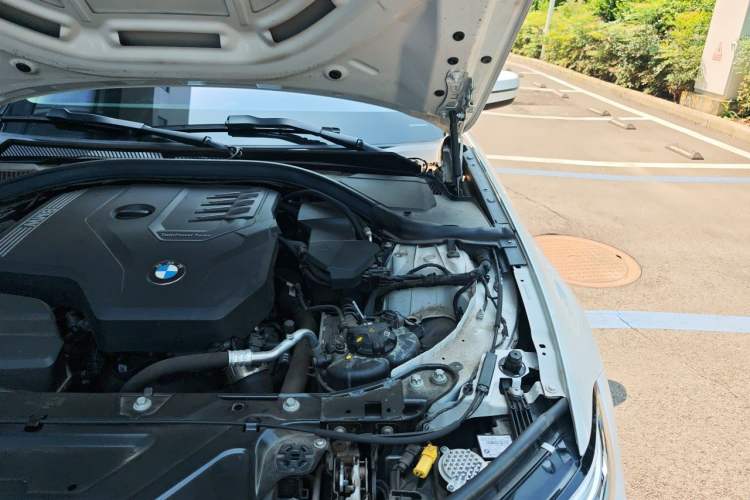 Used BMW 3 Series 2021 Restyled 325Li M Sport Package Engine Bay Left