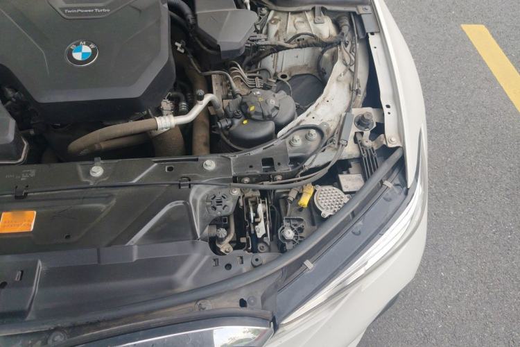 Used BMW 3 Series 2021 Second Facelift 320Li M Sport Package Engine Bay Left