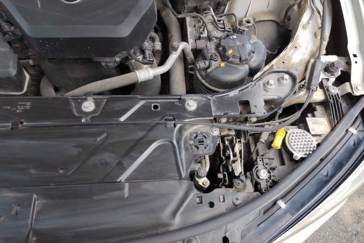 Used BMW 3 Series 2021 Restyled 325i M Sport Package Engine Bay Left