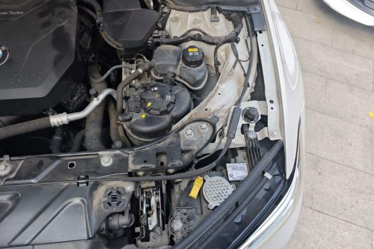 Used BMW 3 Series 2021 325Li M Sport Package Engine Bay Left