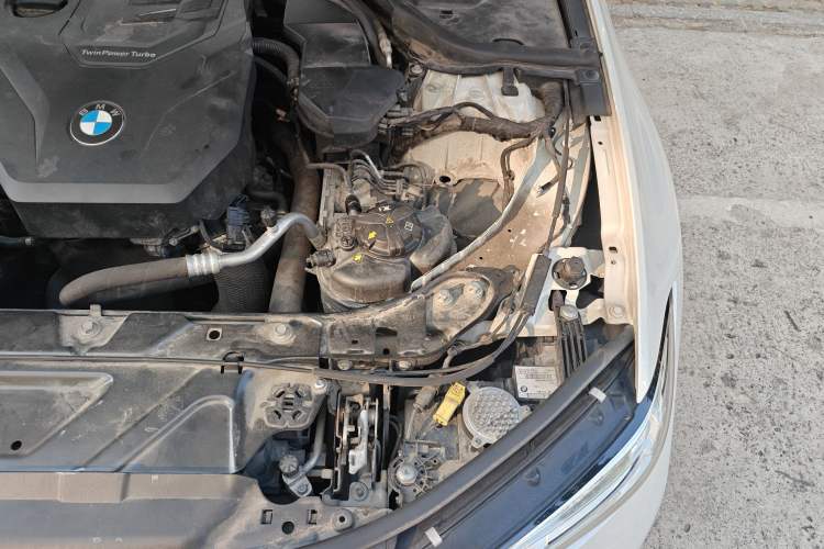 Used BMW 3 Series 2021 Second Facelift 320Li M Sport Package Engine Bay Left