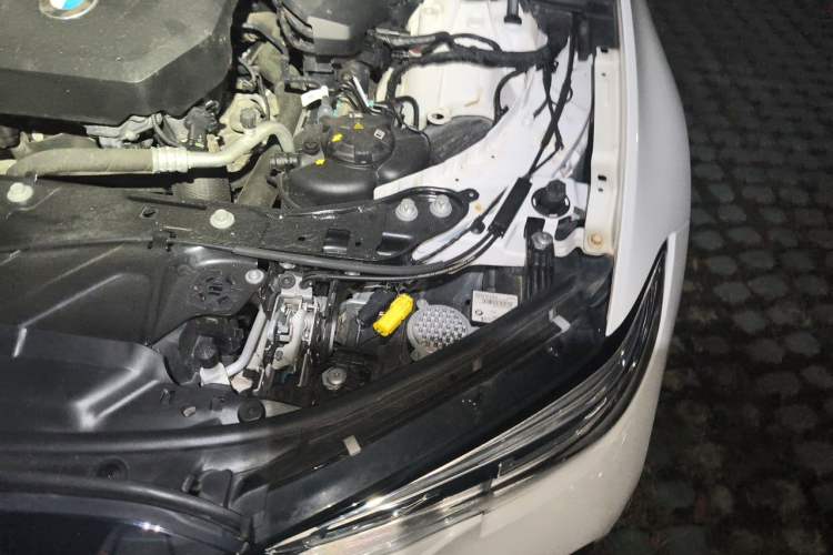Used BMW 3 Series 2021 Restyled 325Li M Sport Package Engine Bay Left