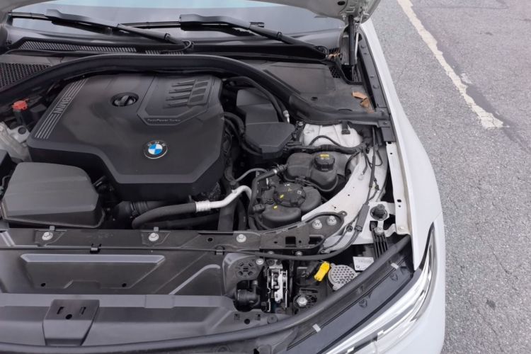 Used BMW 3 Series 2021 325Li M Sport Shadowline Package Engine Bay Left