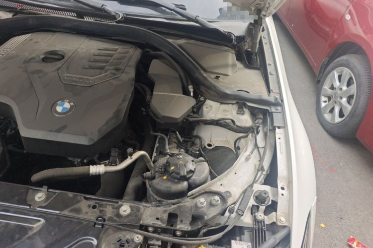 Used BMW 3 Series 2021 320i Sport Package Engine Bay Left