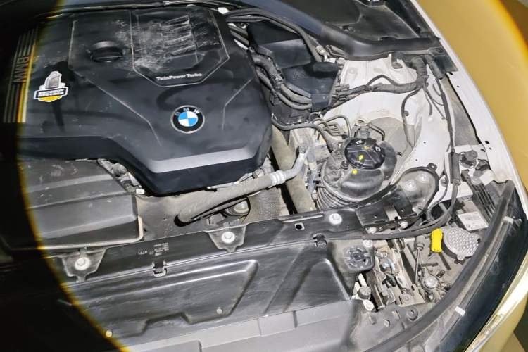 Used BMW 3 Series 2021 Second Facelift 325i M Sport Package Engine Bay Left