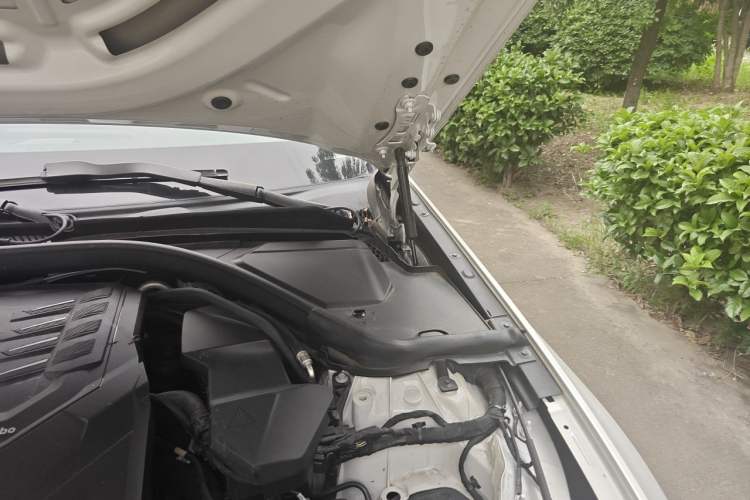 Used BMW 3 Series 2021 Restyled 325Li M Sport Package Engine Bay Left