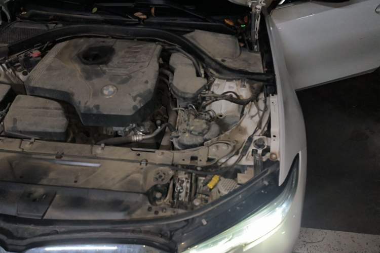 Used BMW 3 Series 2021 Restyled 325i M Sport Package Engine Bay Left