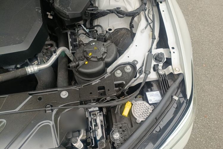 Used BMW 3 Series 2021 Second Facelift 325i M Sport Night Edition Package Engine Bay Left
