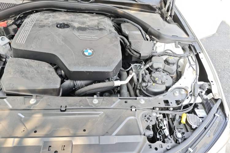 Used BMW 3 Series 2021 325Li M Sport Shadowline Package Engine Bay Left