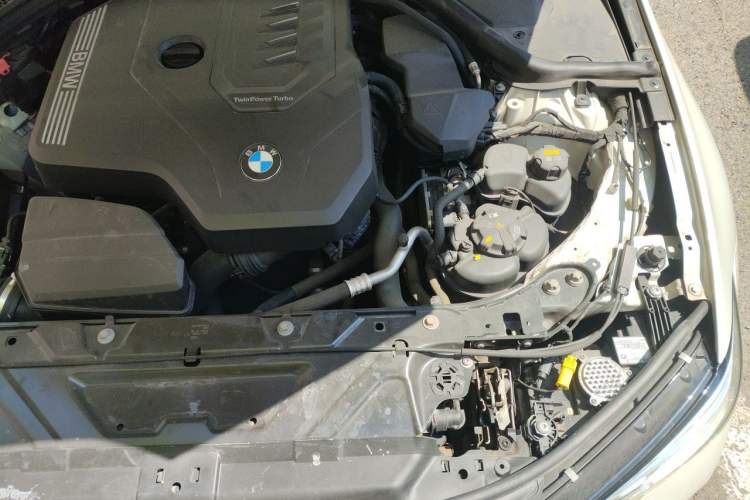 Used BMW 3 Series 2021 330Li xDrive M Sport Night Edition Engine Bay Left