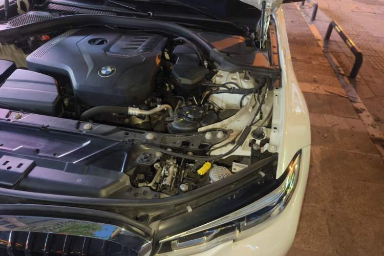 Used BMW 3 Series 2021 Second Facelift 325Li M Sport Package Engine Bay Left