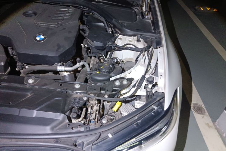 Used BMW 3 Series 2021 Restyled 325i M Sport Night Edition Package Engine Bay Left